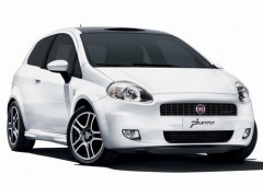 Fiat Punto Grande -KLEINE AUTOVERMIETUNG