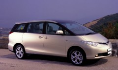 Kleinbus für 7 Personen - Toyota Previa Td